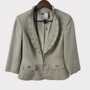 White House Black Market Cream Ruffle Blazer Suit Jacket Size 6 New
